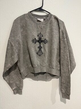 2 for $15 oversized XS Crop NWOT Daisy Street Grunge washed crewneck